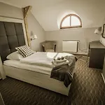 Otel Grunt