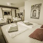 Grunt Otel