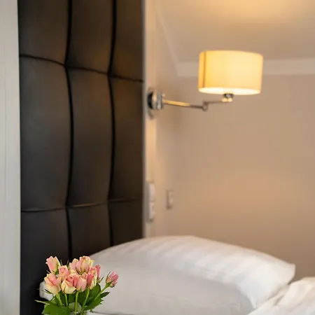 Hotel Grunt 3*