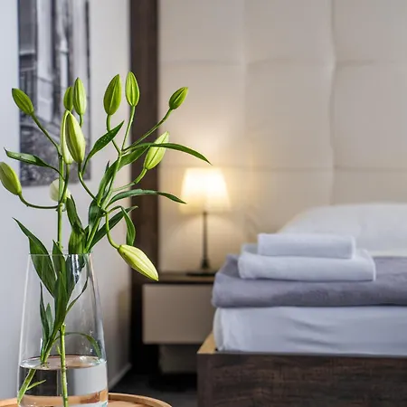 Hotel Grunt 3*