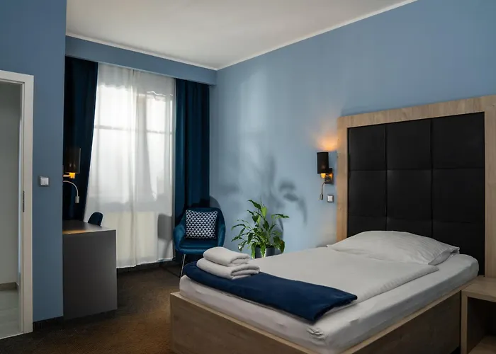 Hotell Grunt 3*